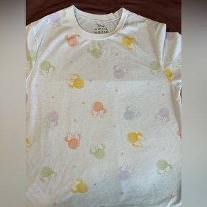 Disney Minnie Mouse shirt for girls size :M